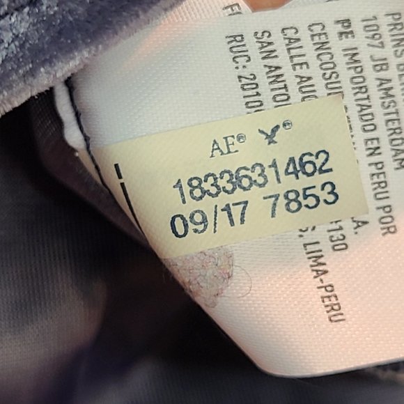 American Eagle Crop Top Off Shoulder Velour Tie Dye Shirt Womens Extra Small - Picture 8 of 9